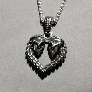 NEW Stainless Steel Silver Skull Heart Pendant Necklace